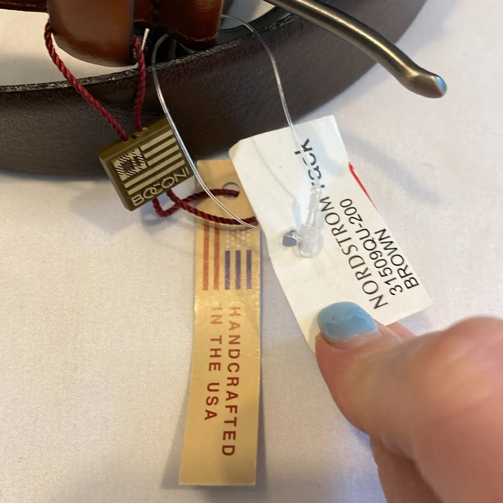 NWT Boconi Nashville brown leather belt size 32
